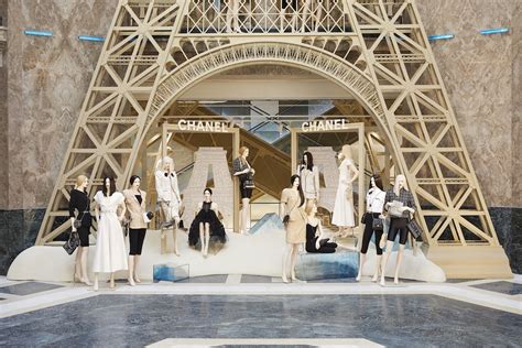 bureau chanel champs elysees|CHANEL PARIS GALERIES LAFAYETTE CHAMPS ELYSÉES.